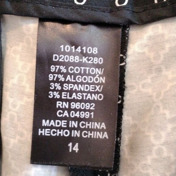 Hilary Radley Cropped Pants - Picture 6 of 7